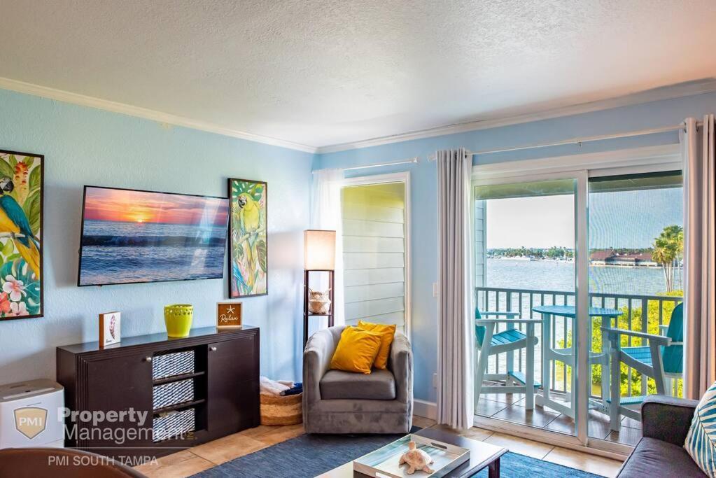 Tropical Serenity-Water View Heated Pool Tiki Bar Tampa Exterior foto